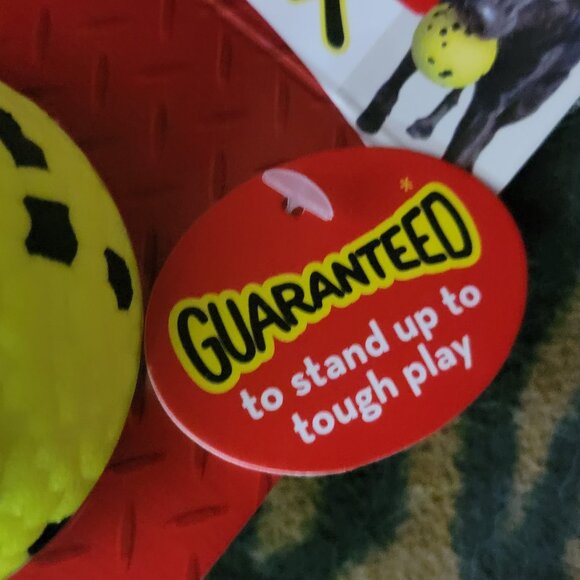 Kong Dog Reflex Ball Floats New! - Picture 2 of 3